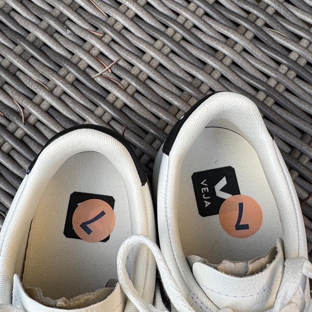 NEW Veja Chrome Free Leather Campo  Sneakers-Sz 38/7-Extra White-Black Logo- - Picture 13 of 16